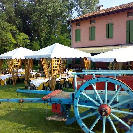 Agriturismo Cascina Boschi Lejlighed Volta Mantovana Eksteriør billede