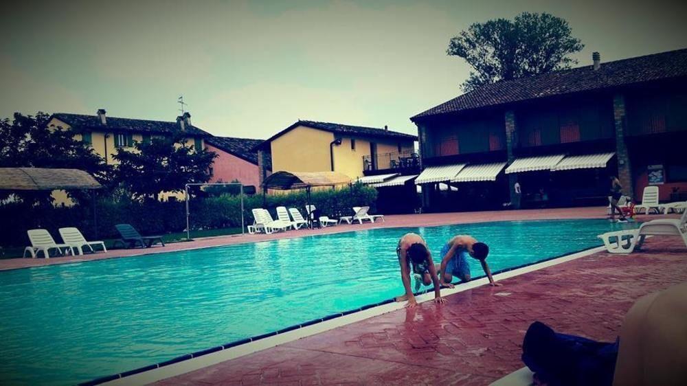 Agriturismo Cascina Boschi Lejlighed Volta Mantovana Eksteriør billede