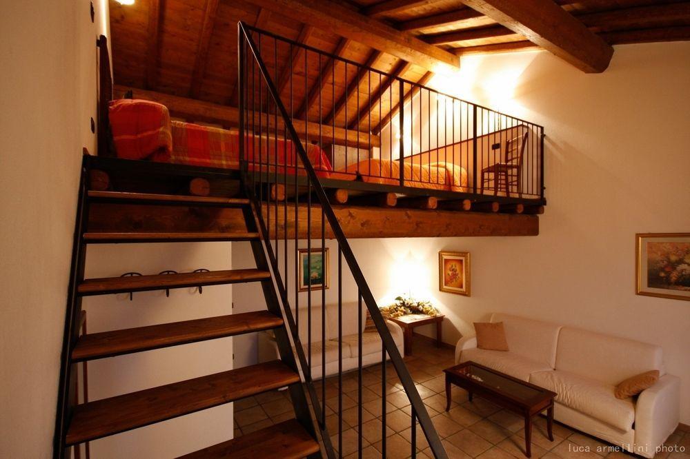 Agriturismo Cascina Boschi Lejlighed Volta Mantovana Eksteriør billede