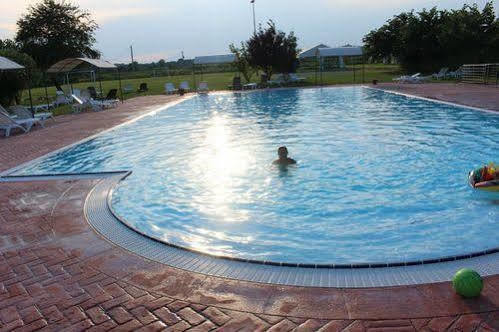 Agriturismo Cascina Boschi Lejlighed Volta Mantovana Eksteriør billede